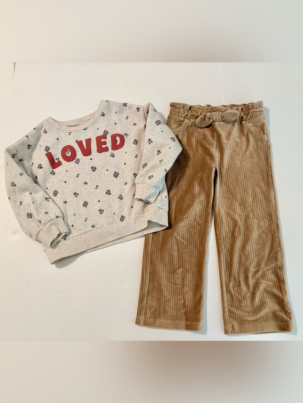 Carter’s Girls 4T 2pc LOVED Sweatshirt Wide Leg Ribbed Pants Matching Outfit